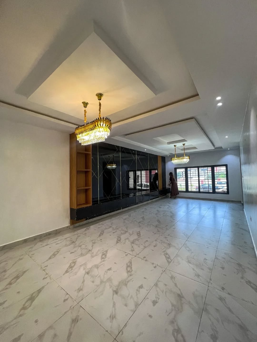 e0c9d27d-813b-45c5-8fc3-022eb798cd92